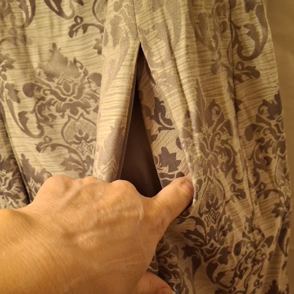 Eci Elegant Gray Sleeveless Dress with Beaded Neckline 4 ๐๐๐๐ - Picture 9 of 15